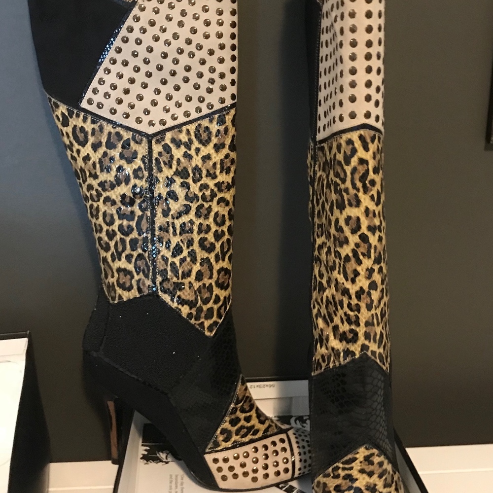 Carlos Santana Animal Print Boots